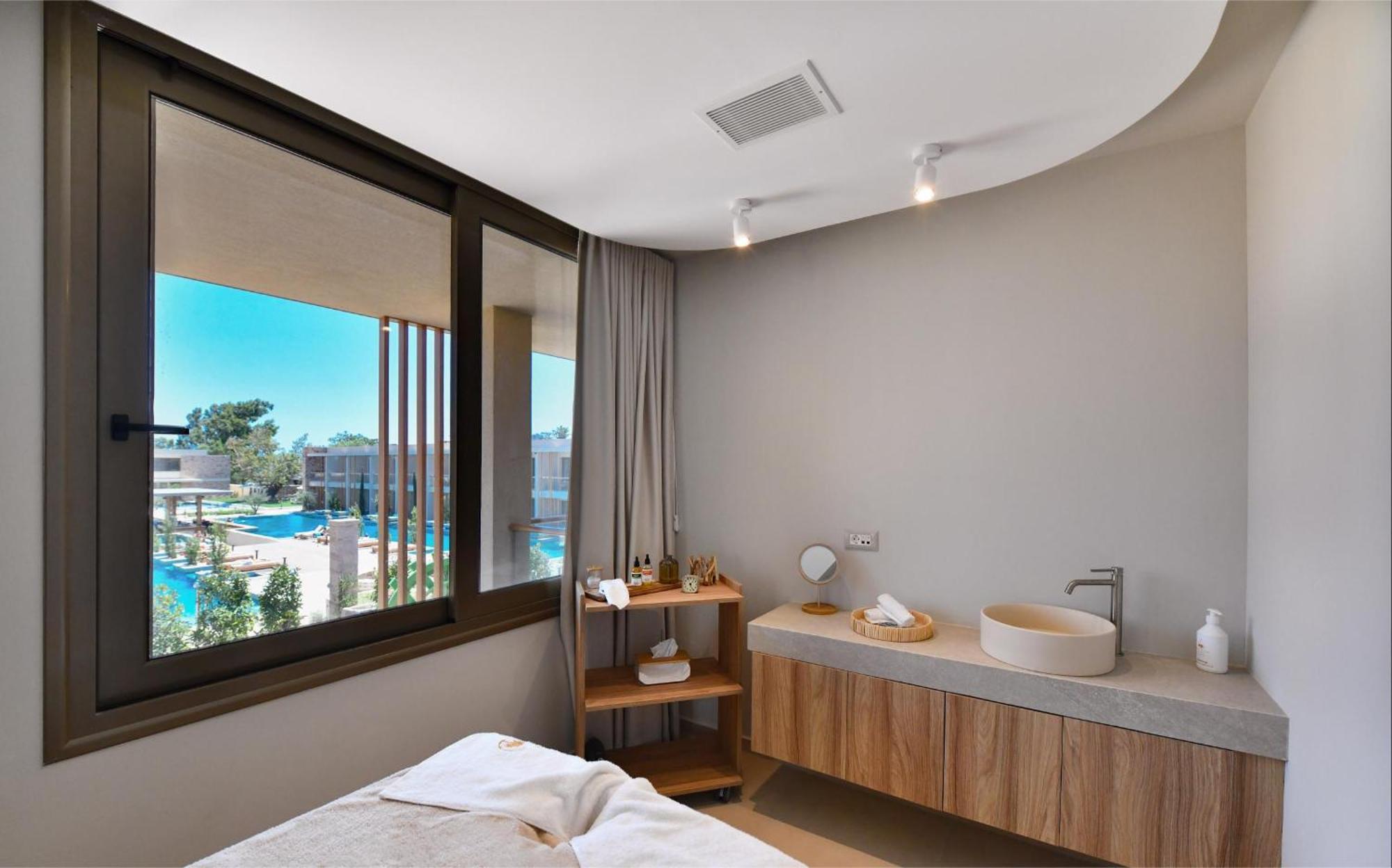 Royal Pearl Island Chios Hotel And Spa Екстер'єр фото